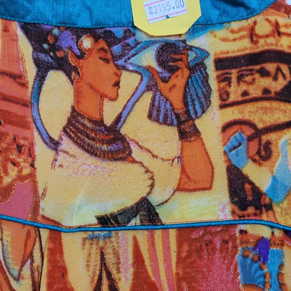 Designer Embellished Kurta - Picture 8 of 9